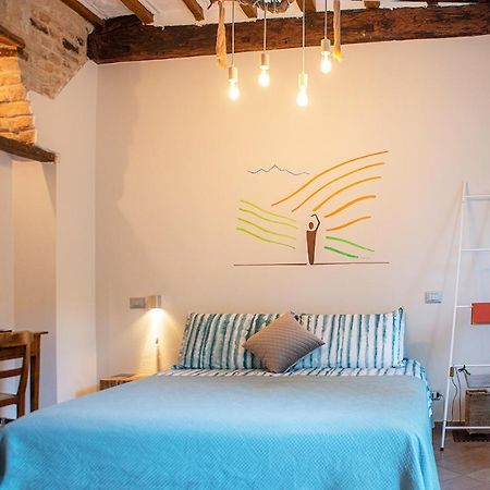 Il Giardino Sul Tetto B&B Guarene Eksteriør bilde
