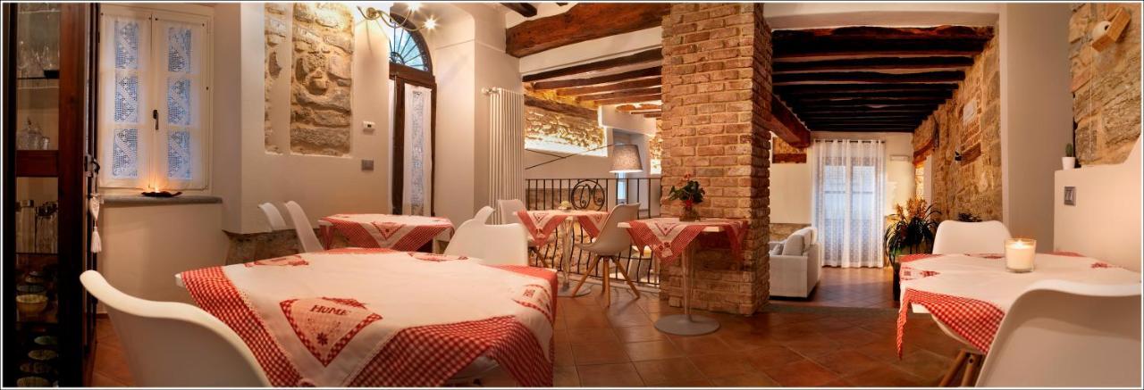 Il Giardino Sul Tetto B&B Guarene Eksteriør bilde