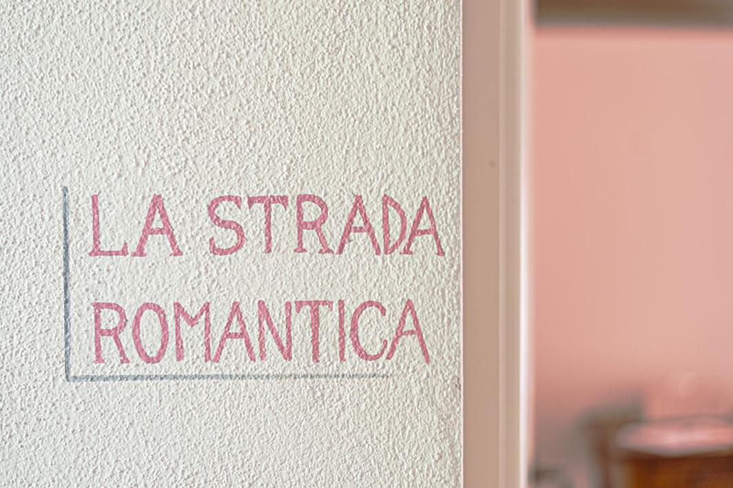 Il Giardino Sul Tetto B&B Guarene Eksteriør bilde